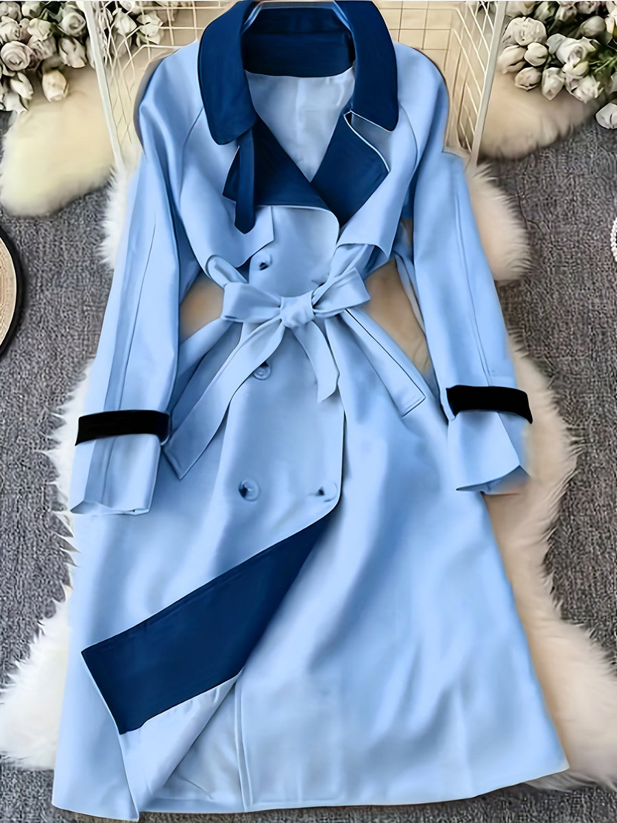 Dam Trenchcoat med Skärp, Kontrastfärgad Krage och Dubbelknäppning