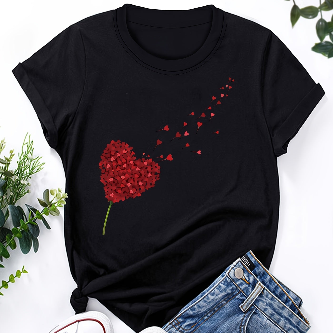 Dam T-shirt med hjärtmotiv – Trendig och avslappnad topp för vardagsbruk