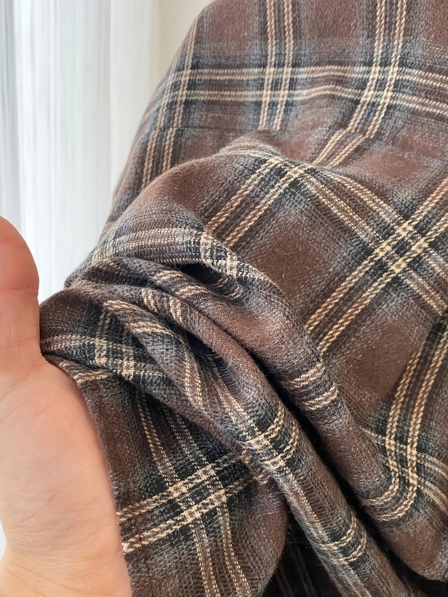 Rutig damaskjorta med lång ärm och bröstficka i lös passform