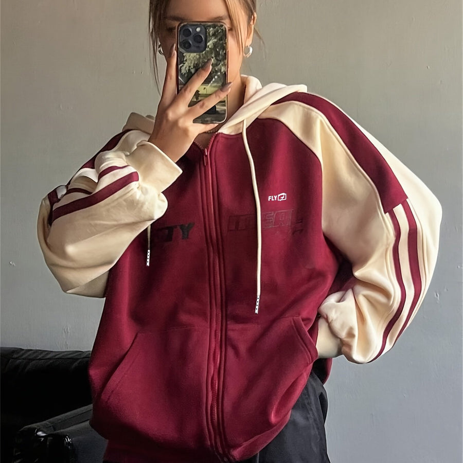 Damhoodie med dragkedja, huva och tre ränder på ärmarna