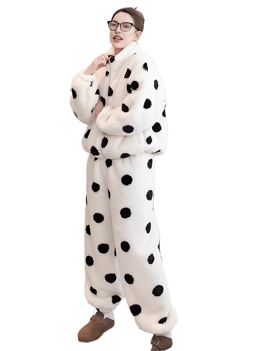 Dam Pyjamas Set i Fluffigt Material med Svarta Prickar och Dragkedja