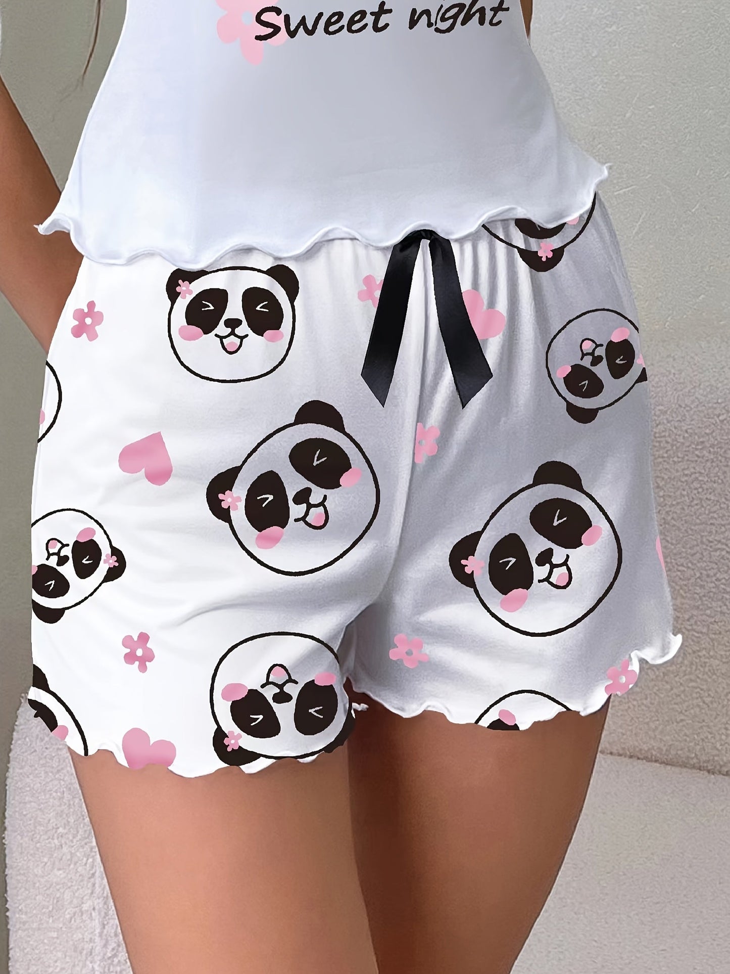 Dam Shorts med Panda-motiv – Söt och Lekfull Pyjamas för Vuxna – Perfekt för Vår och Sommar