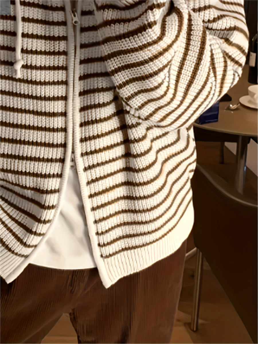 Hoodie med dragkedja, stickad tröja i randigt mönster