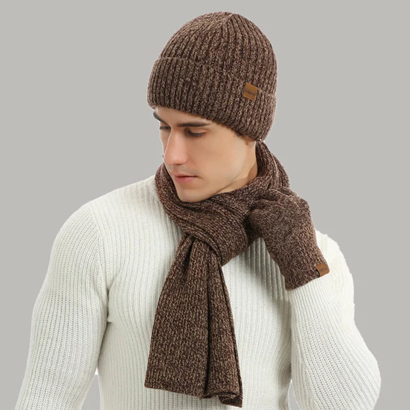 Varmt vinterset med mössa, halsduk och handskar i ribbstickat material för unisex