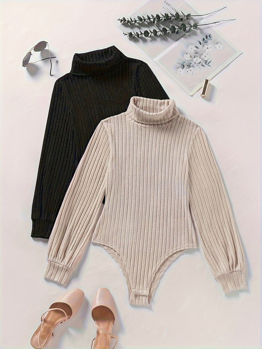 Dam ribbstickad body med polokrage och långa ärmar