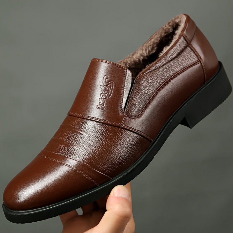 Herrloafers fodrade svarta bruna slip-on skor för män med mjukt foder