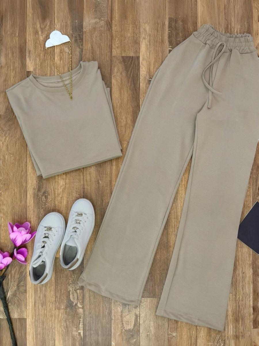 Dam set med crop top och vida byxor, beige, mjukt material