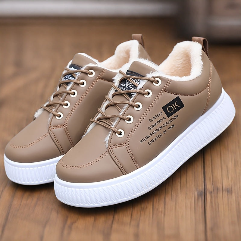 Vinterfodrade sneakers med snörning och tjock sula för dam