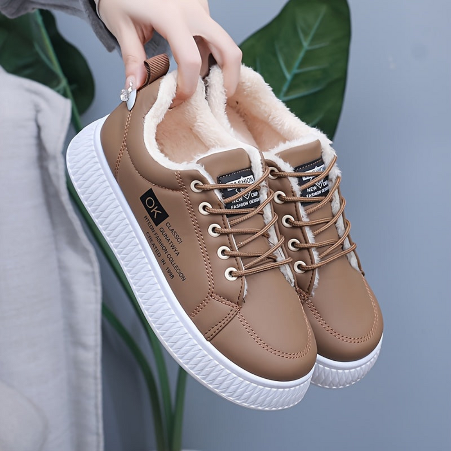 Vinterfodrade sneakers med snörning och tjock sula för dam