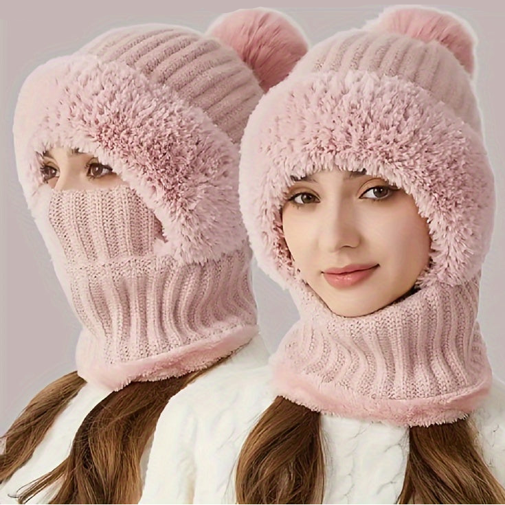 Stickad balaklava med foder i mjukt material och pompom - vintermössa med halsvärmare