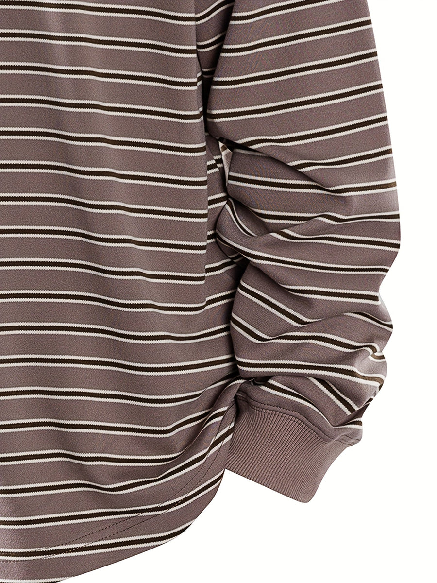 Långärmad tröja med ränder, rund hals, muddar i ärmslut och nederkant i mjukt material