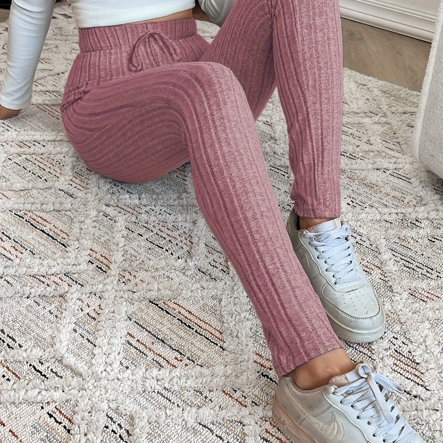 Ribbstickade leggings med hög midja och dragsko för dam