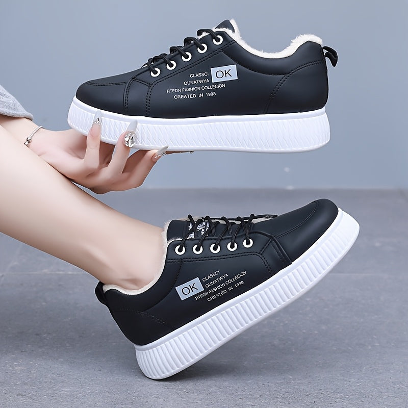 Vinterfodrade sneakers med snörning och tjock sula för dam
