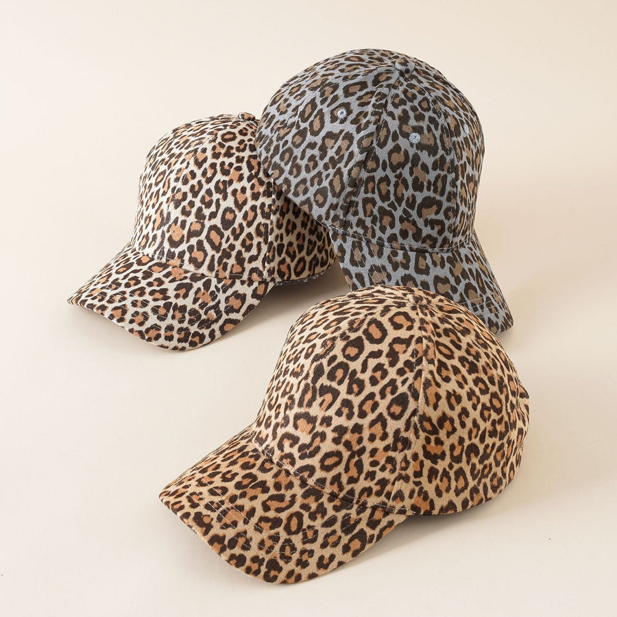 Baseballkeps med leopardmönster i olika färger