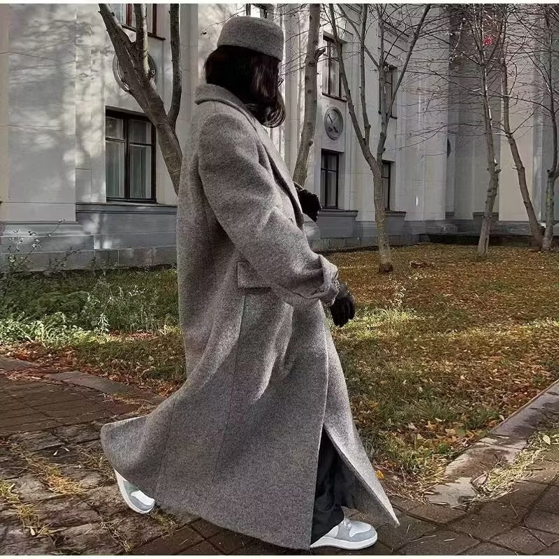 Grå Långkappa i Oversize-modell med Dubbelknäppning