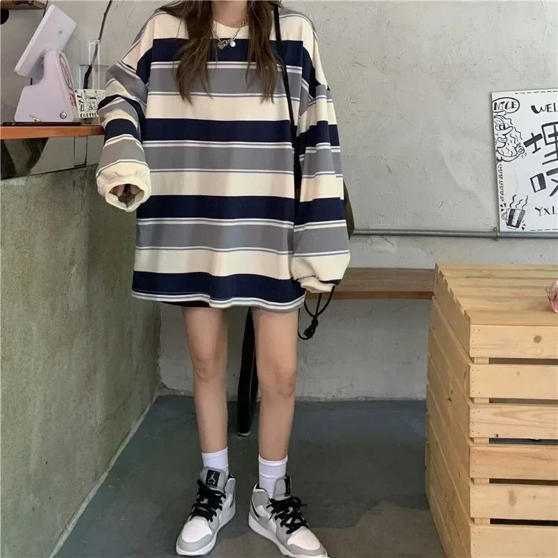 Randig långärmad T-shirt oversized i mjukt material