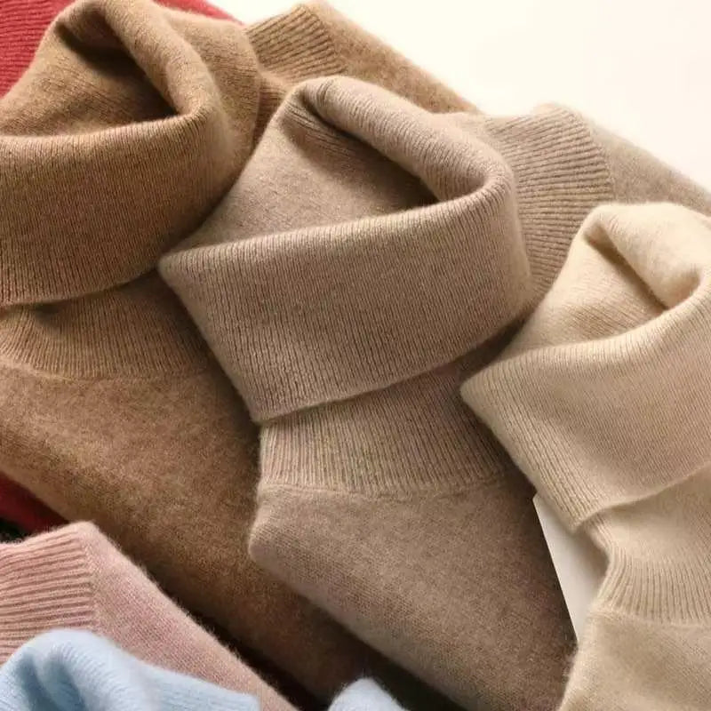 Dam ribbstickad polotröja med lång ärm i mjukt material