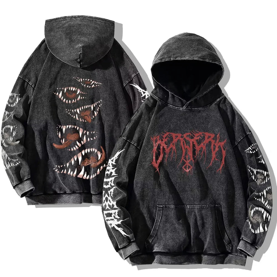 Svart huvtröja med tvättad look och tryck, Unisex Berserk-inspirerad hoodie
