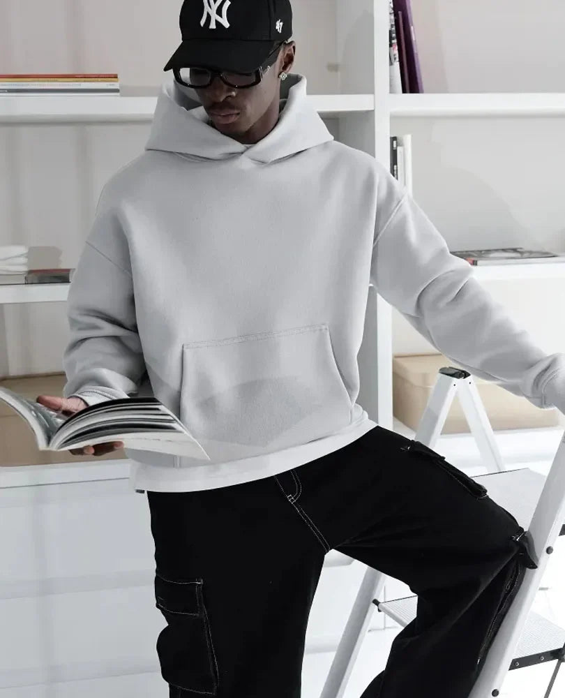Män Oversize Hoodie med Känguruficka och Huva i Enfärgade Material