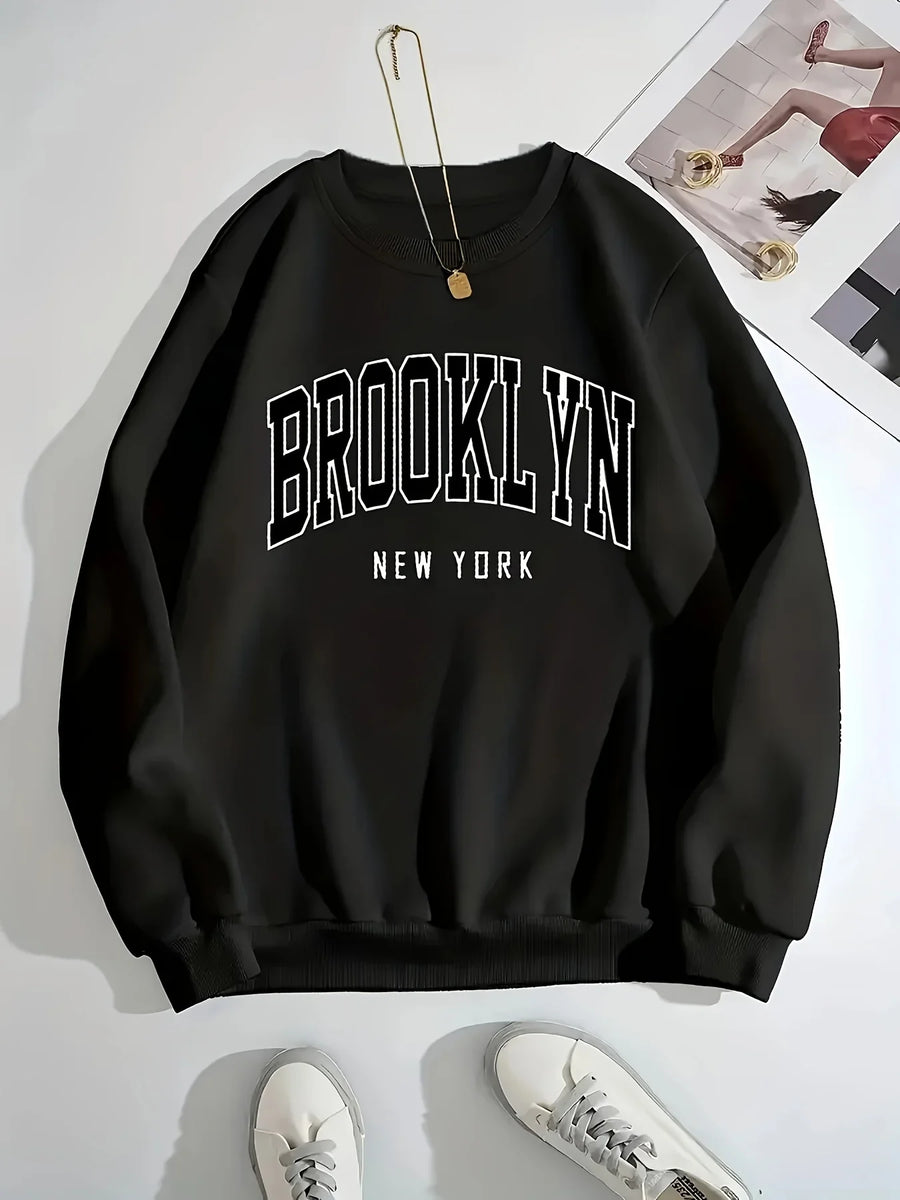 Grå sweatshirt med "Brooklyn New York" tryck, lång ärm