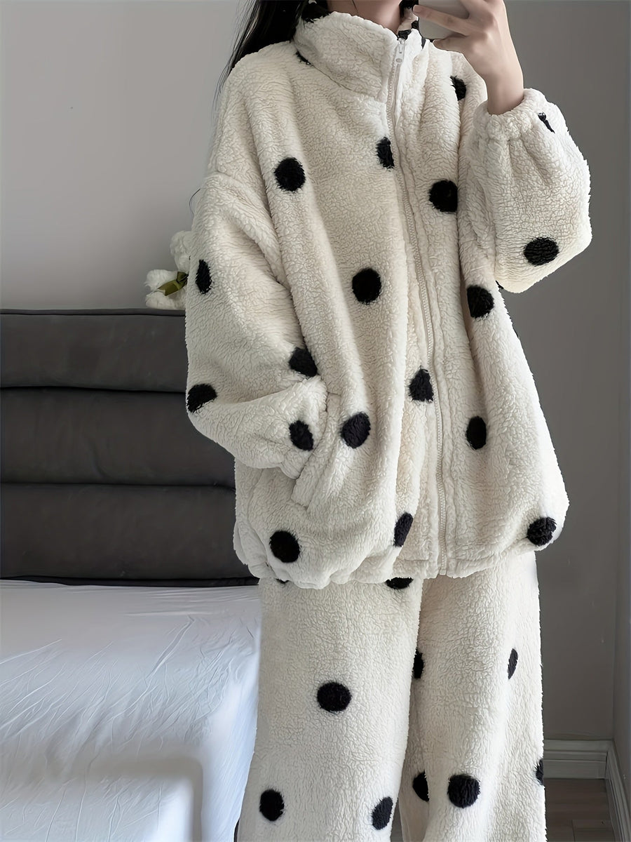 Dam Pyjamas Set i Fluffigt Material med Svarta Prickar och Dragkedja