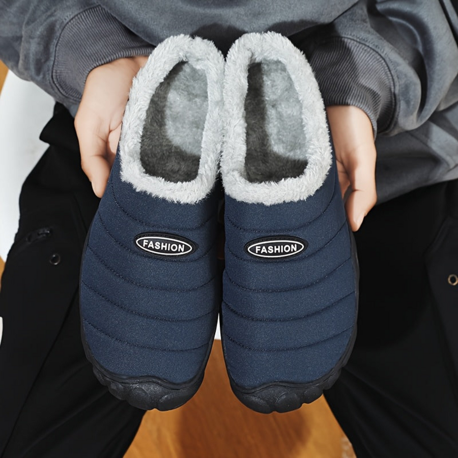 Unisex Mjuka Fodrade Tofflor med Quiltat Yttermaterial och Greppvänlig Sula