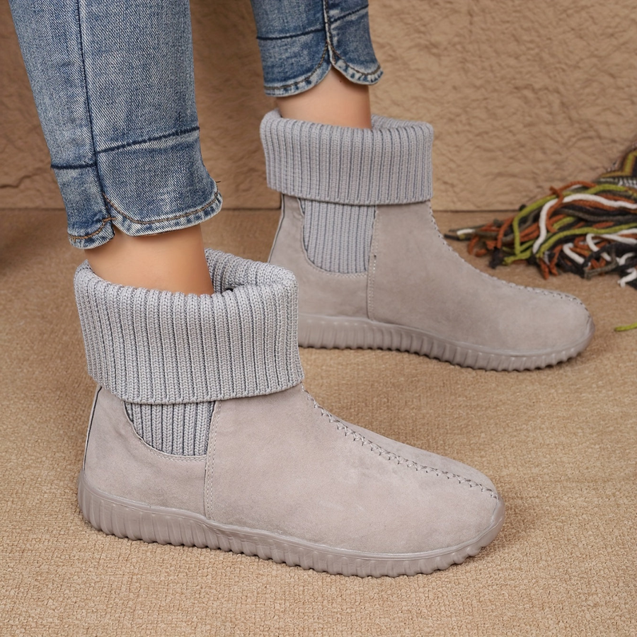 Bruna ankelboots med stickad mudd för dam