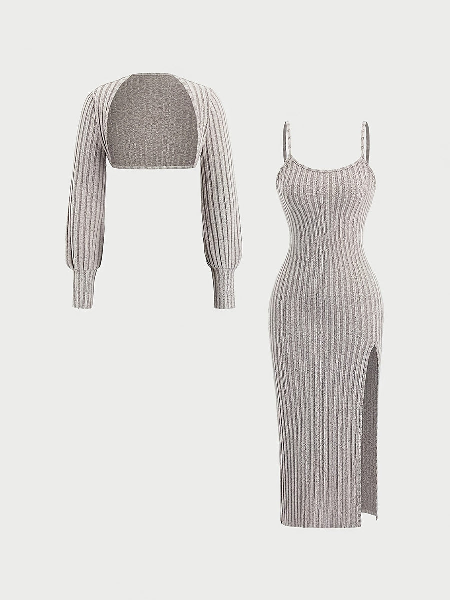Ribbad klänning med slits och matchande bolero för dam
