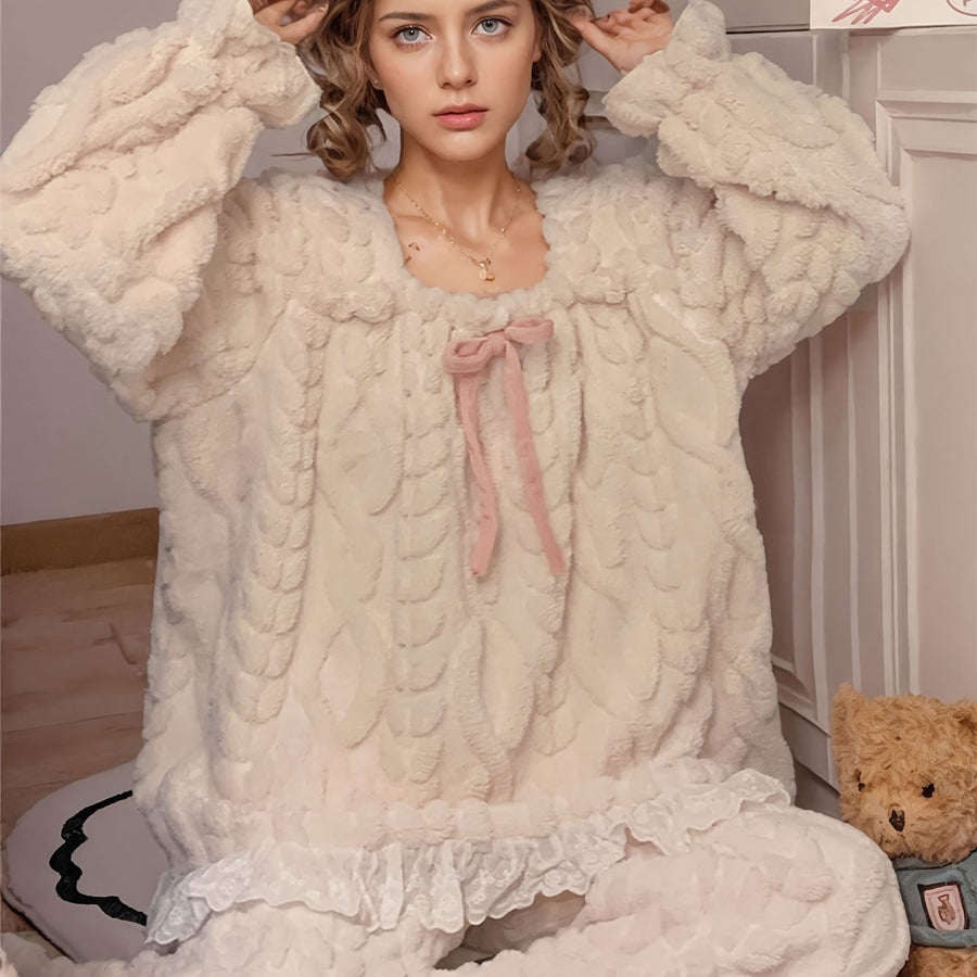 Mysig Pyjamas i Mjukt Material för Dam, Ljusbeige, Volangkant, Tvådelad