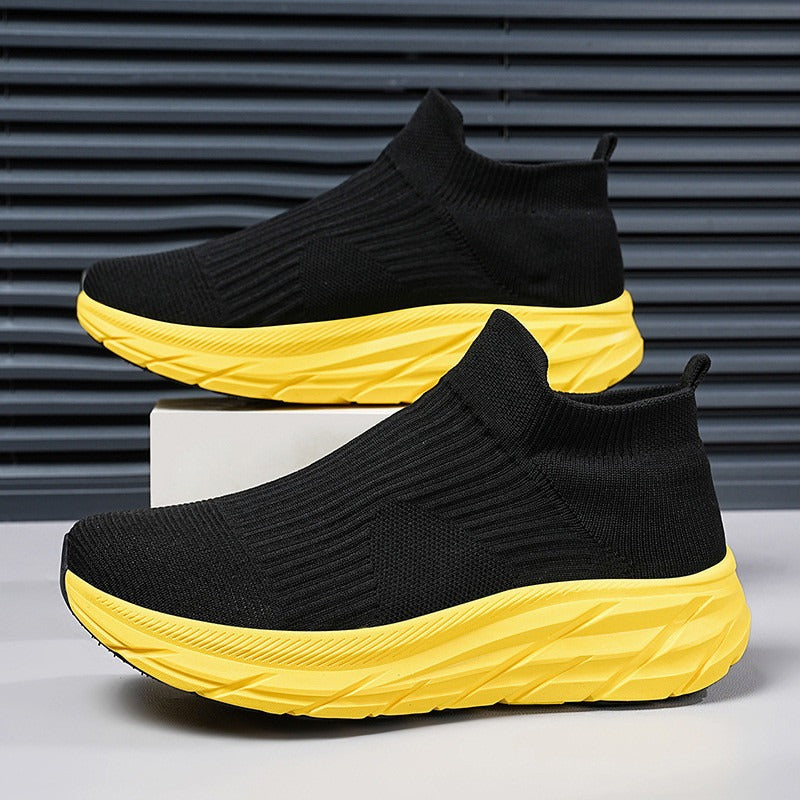 Strumpsneakers med stickad ovandel och tjock sula för komfort