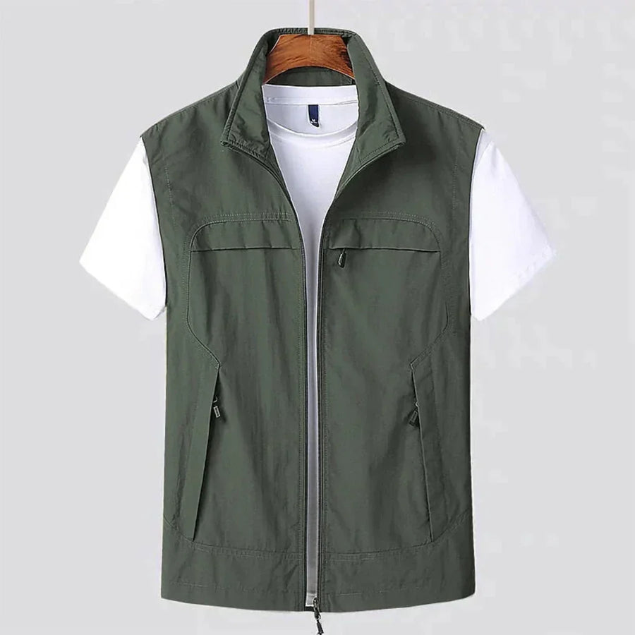 Herrväst med dragkedja och ståkrage, fickor