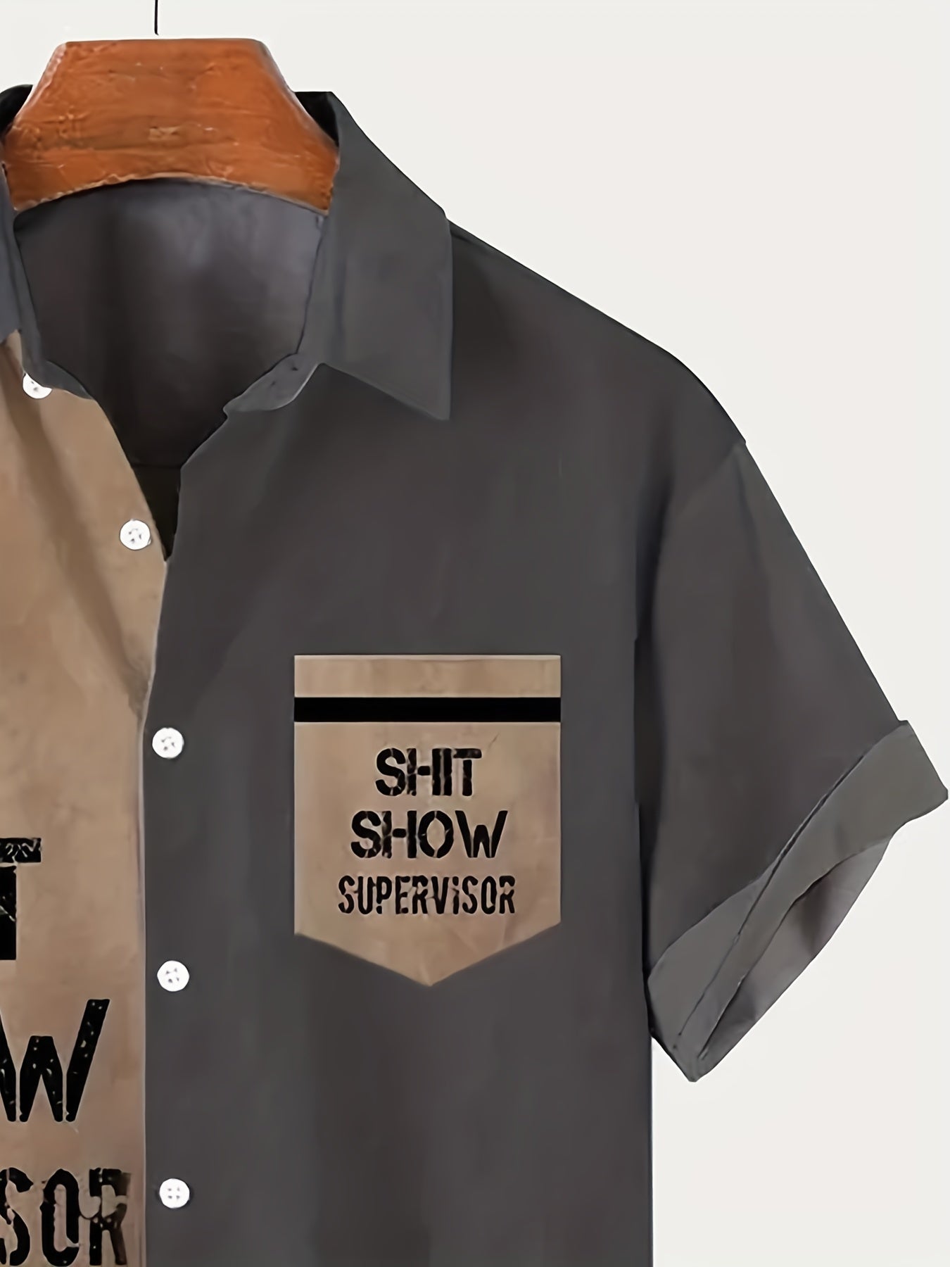 Herr Skjorta med Texttryck – Rolig Vintage Kortärmad "Shit Show Supervisor" Party Skjorta