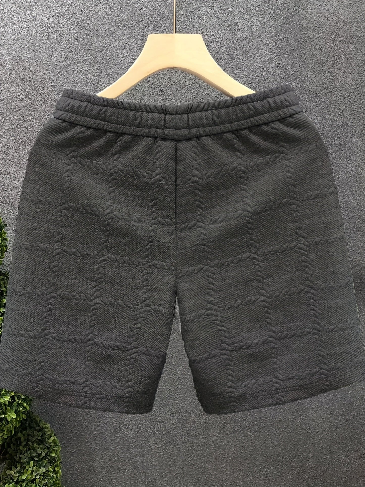 Herrshorts med Präglat Rutmönster – Modern Sportig Stil för Fritid och Träning