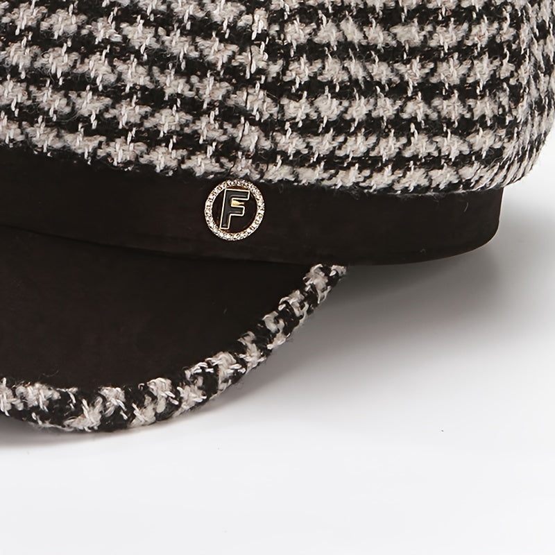 Garnkeps med fiskbensmönster och skärm