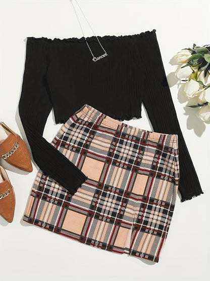 Damset – Elegant Off Shoulder Top och Rutig Kjol – Perfekt för Vår och Sommar
