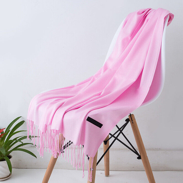 Enfärgad Sjal med Fransar - Mjuk Halsduk i Klassisk Design