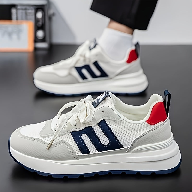 Herrsneakers med modern design för vardagsbruk och sportig stil