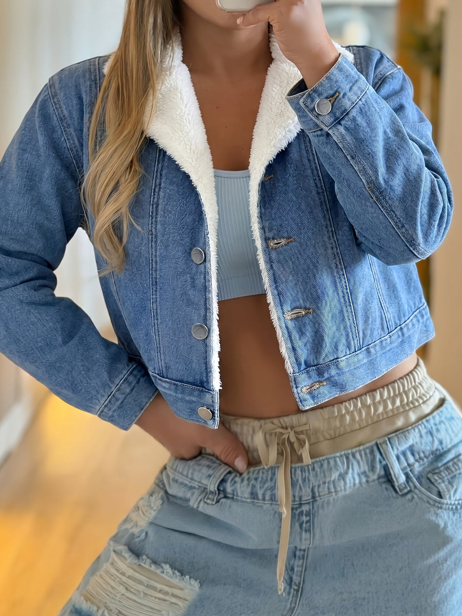 Blå jeansjacka med teddyfoder, kort modell för dam