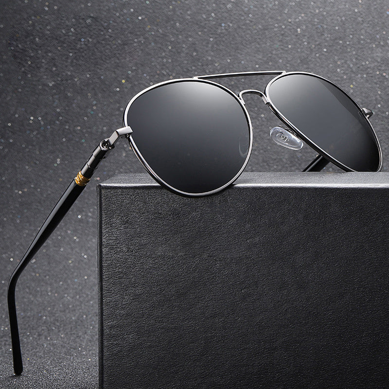 Polariserade Aviator Solglasögon för Herr – Elegant Stil & UV-skydd