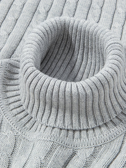 Herrarnas stickade polotröja med kabelmönster – elegant vardagsstil