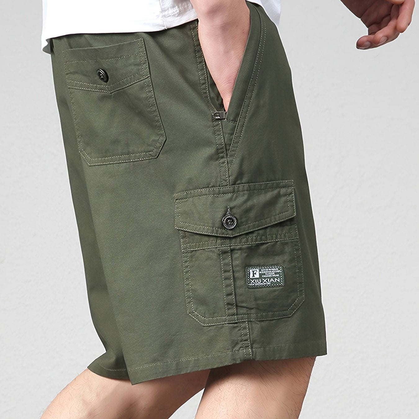 Herrarnas avslappnade cargoshorts med fickor för vardag och fritid