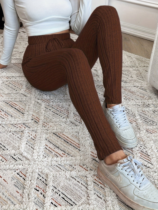 Ribbstickade leggings med hög midja och dragsko för dam