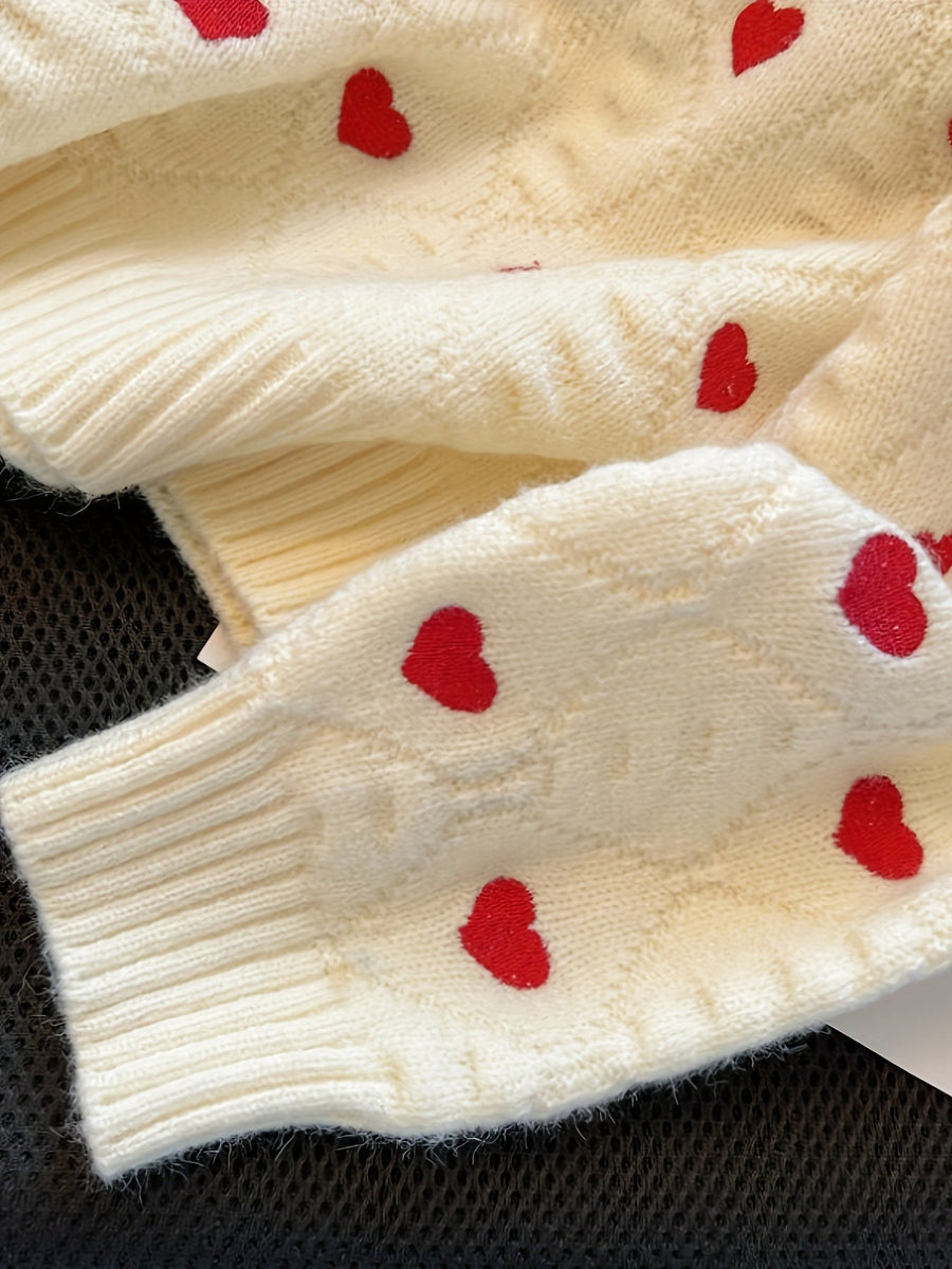 Vit Stickad Tröja med Röda Hjärtan, Hög Hals och Ribbade Muddar