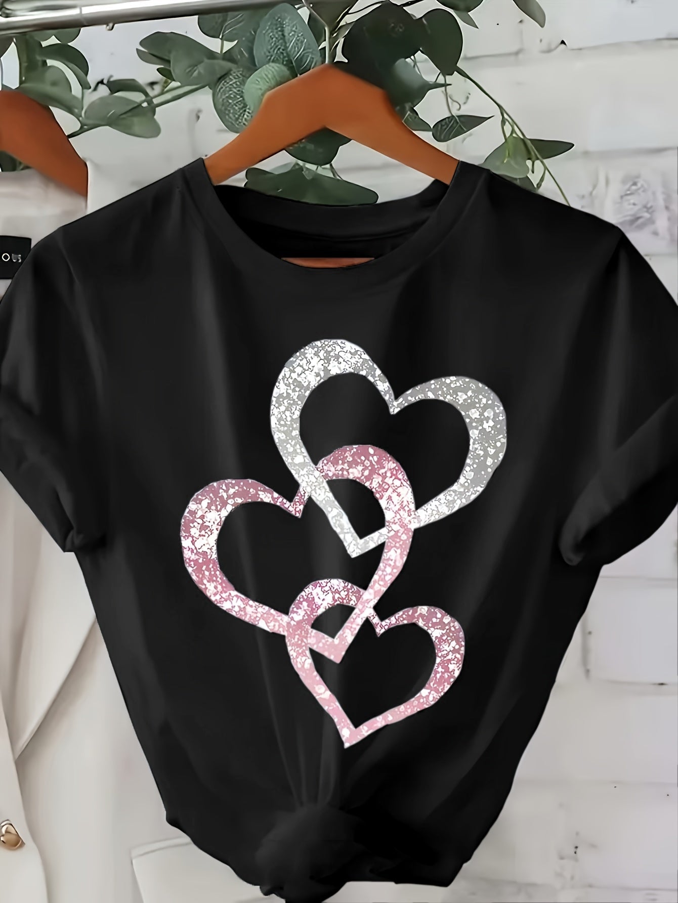 Dam T-shirt med glitterhjärtan – Trendig vardagsstil för sommar
