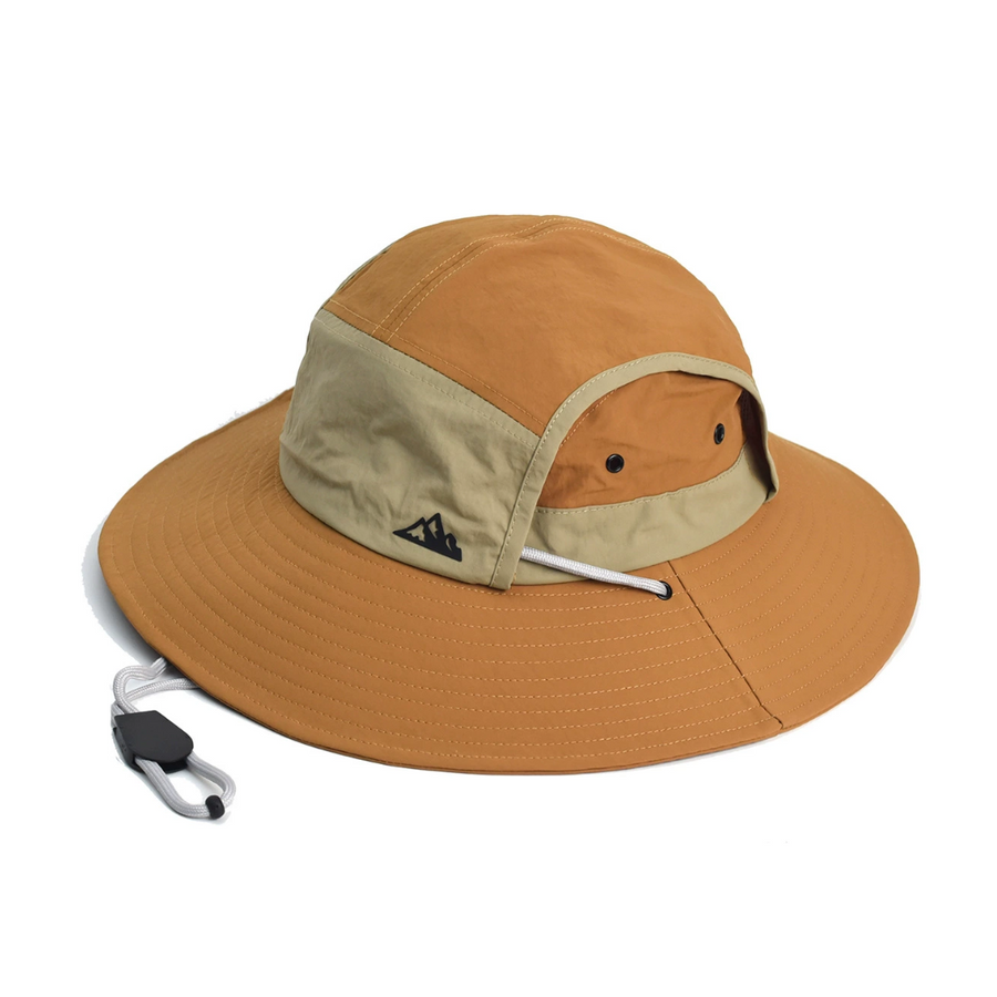 Unisex solhatt med bred skärm och justerbart hakband, perfekt för utomhusaktiviteter