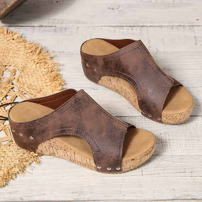 Damsandaler med kilklack och öppen tå – Vintage slip-in för sommar och vardag