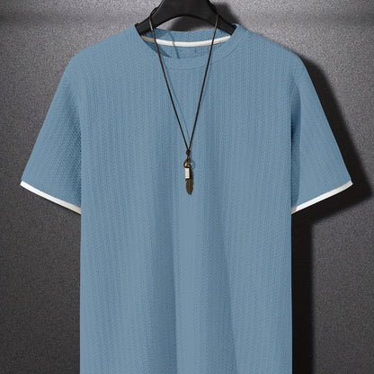 Herr T-shirt med modern struktur och avslappnad passform – trendig vardagsstil