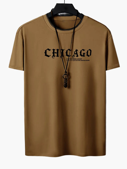 Herr T-shirt med tryck "CHICAGO" – Trendig och avslappnad streetwear