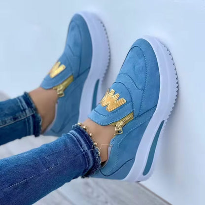 Sportiga Kvinnosneakers med Platåsula och Guldfärgade Dragkedjor – Sommar
