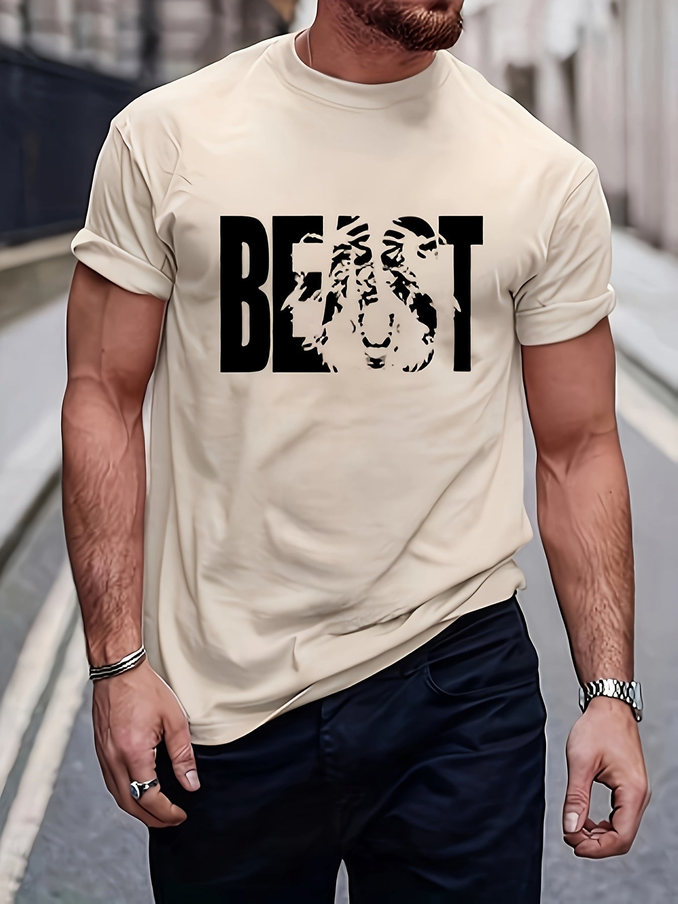 Herr T-shirt med BEAST-tryck – Trendig och avslappnad stil för stora storlekar